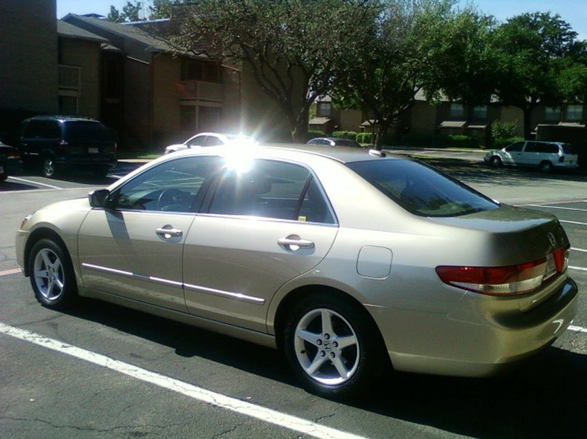 2004_Honda_Accord_MK_rear1.jpg