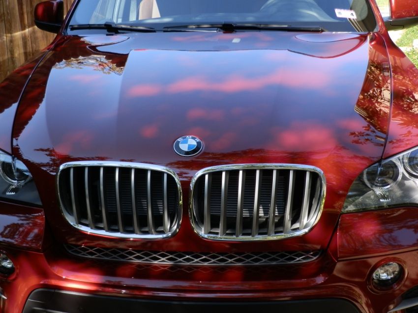 2013_BMW_X5_hood1.jpg