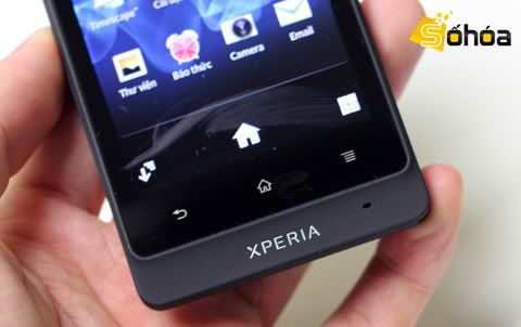 Sony-Xperia-Go-2.jpg