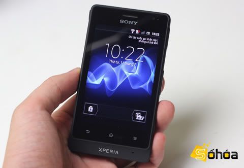 Sony-Xperia-Go-4.jpg