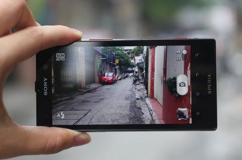 Sony-Xperia-Ion-Red-7-JPG-1344869665_480x0.jpg