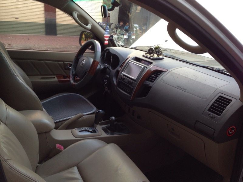 HCM bán Toyota Fortuner đời 2009 gia đình sử dụng xe còn mới , hình thật !!!! - 4