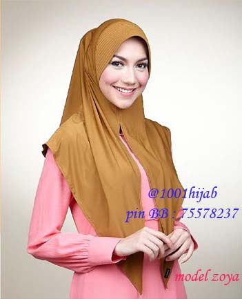  photo zoya-bergo-alia-hb.jpg