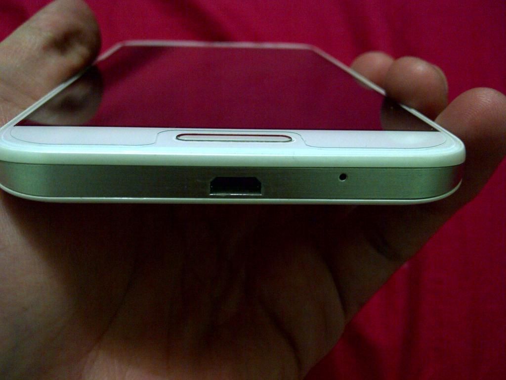 LG G Pro F240 & BB 9780 hàng Orange cần bán! - 2