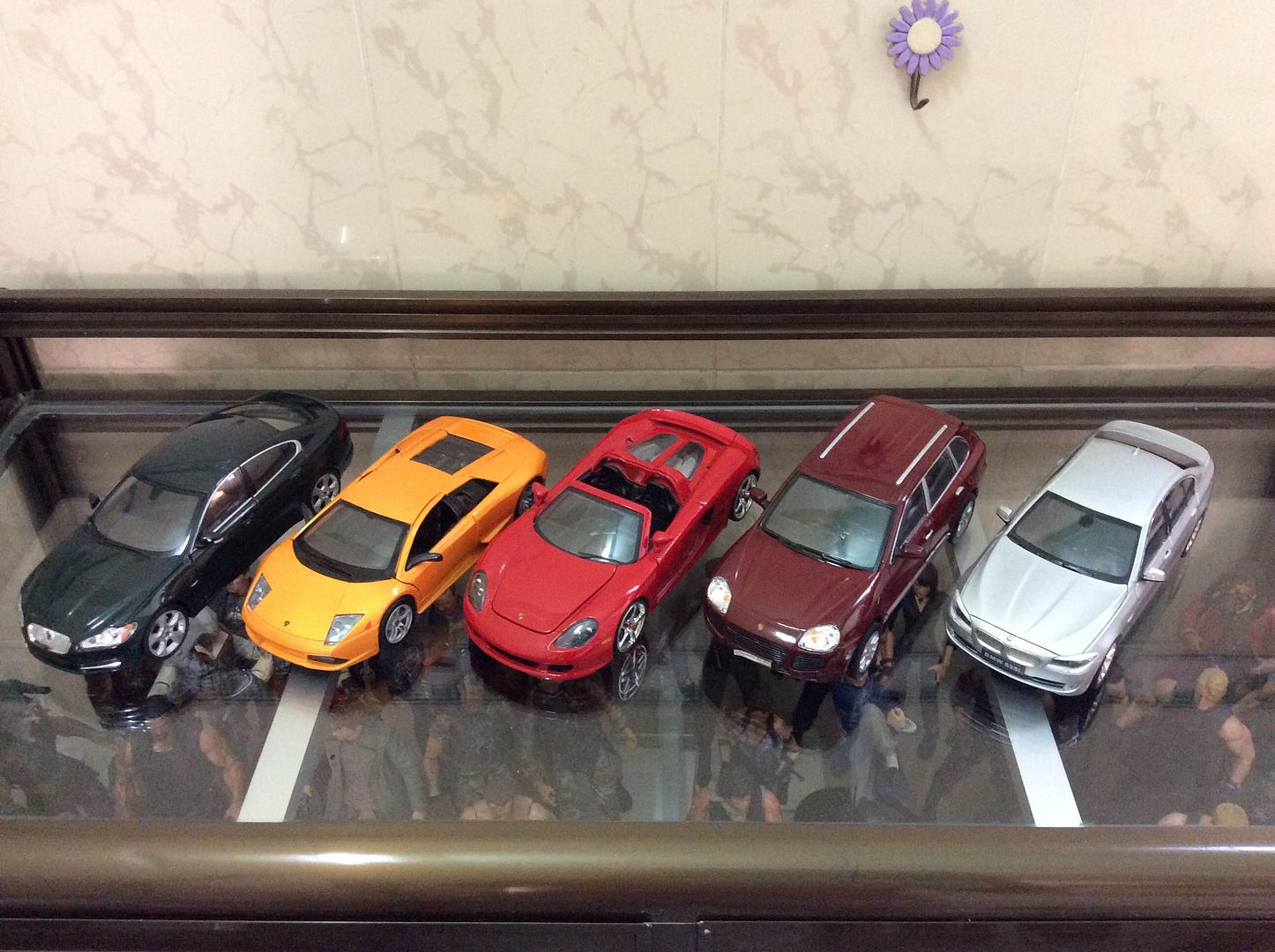 Xe mô hình 1:24 VÀ 1:18 cần thanh lý